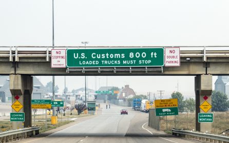 shipping between U.S. and canada montana border